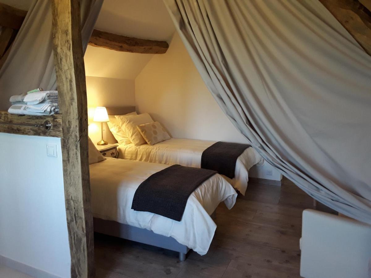 La Belle Ame Bed & Breakfast Saint-Priest-des-Champs Phòng bức ảnh