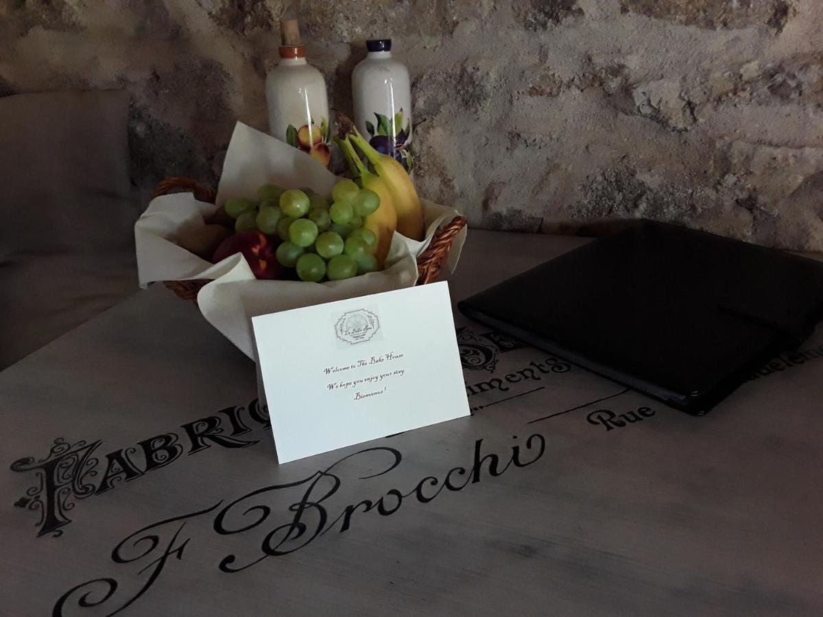 La Belle Ame Bed & Breakfast Saint-Priest-des-Champs Ngoại thất bức ảnh