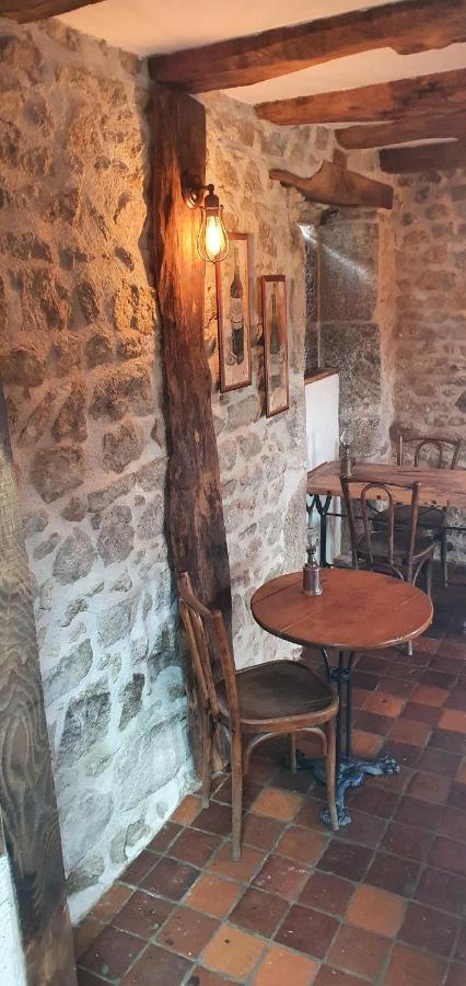 La Belle Ame Bed & Breakfast Saint-Priest-des-Champs Ngoại thất bức ảnh